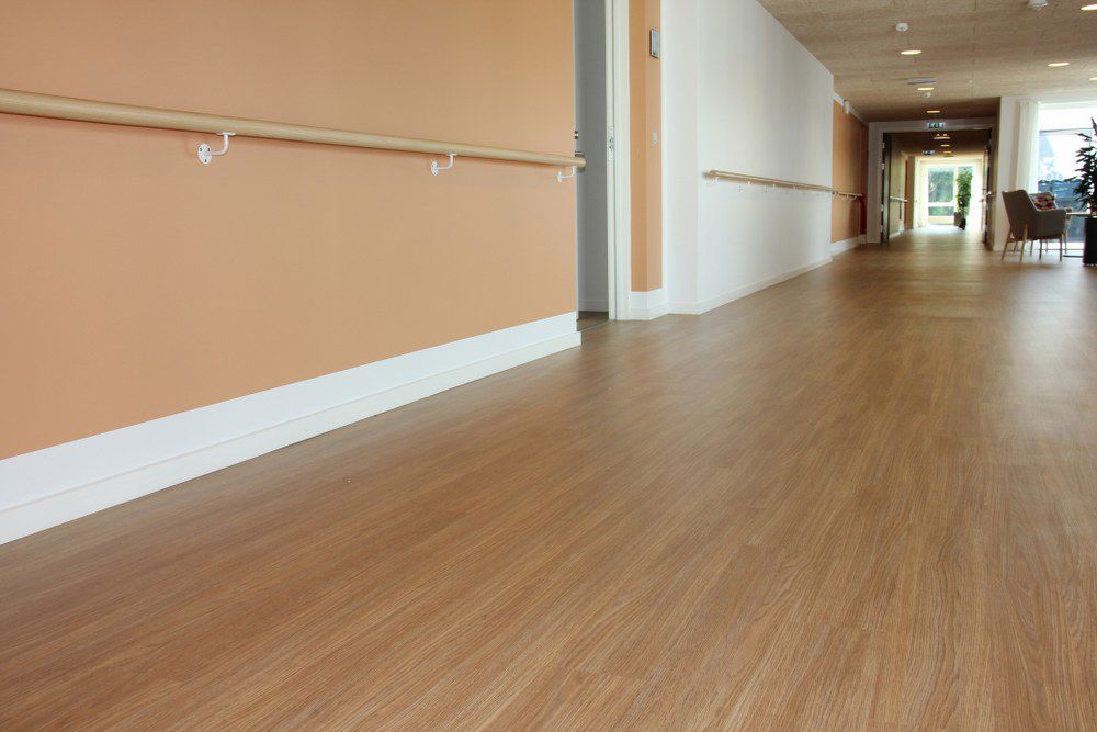 Vinyl LVT 4 1000X667